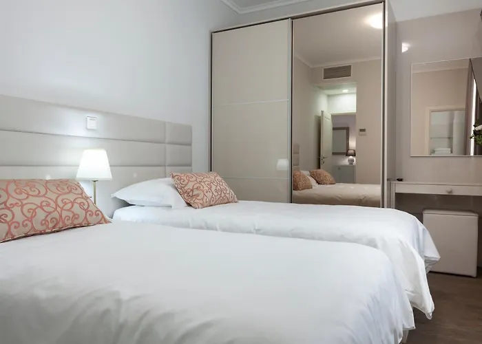 Deluxe Carissa Апартаменты *