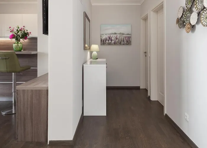 Deluxe Carissa Апартаменты